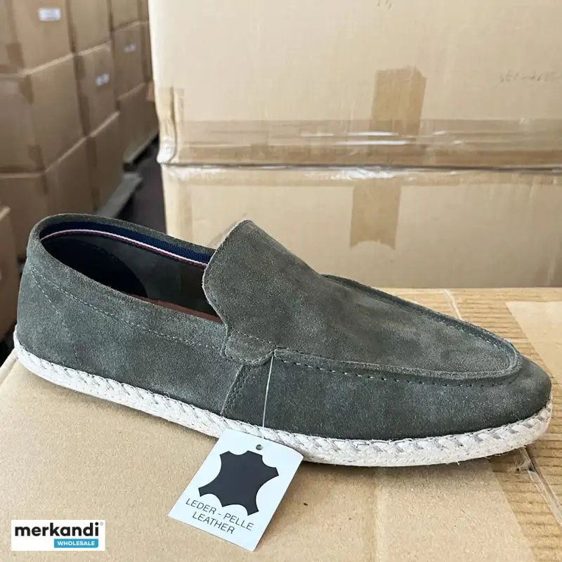 12.000 PARES DE ZAPATOS DE CUERO GENUINO LISTOS PARA LA ENTREGA