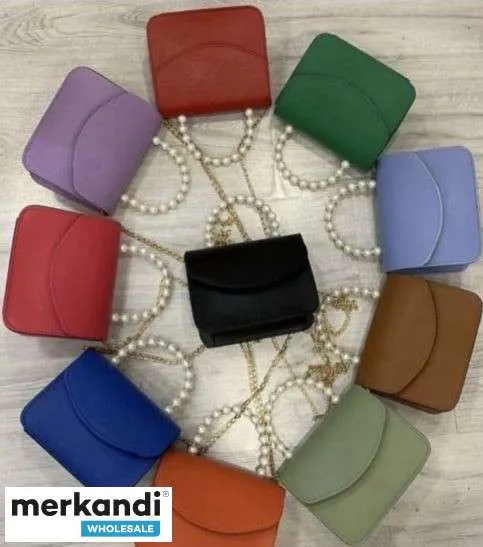 Amplíe su gama de productos con bolsos de mujer al por mayor de Turquía.