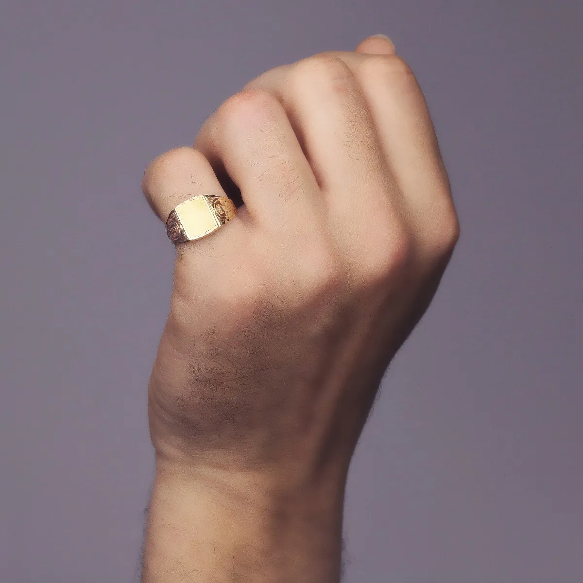Anillo Oro Sello de Hombre