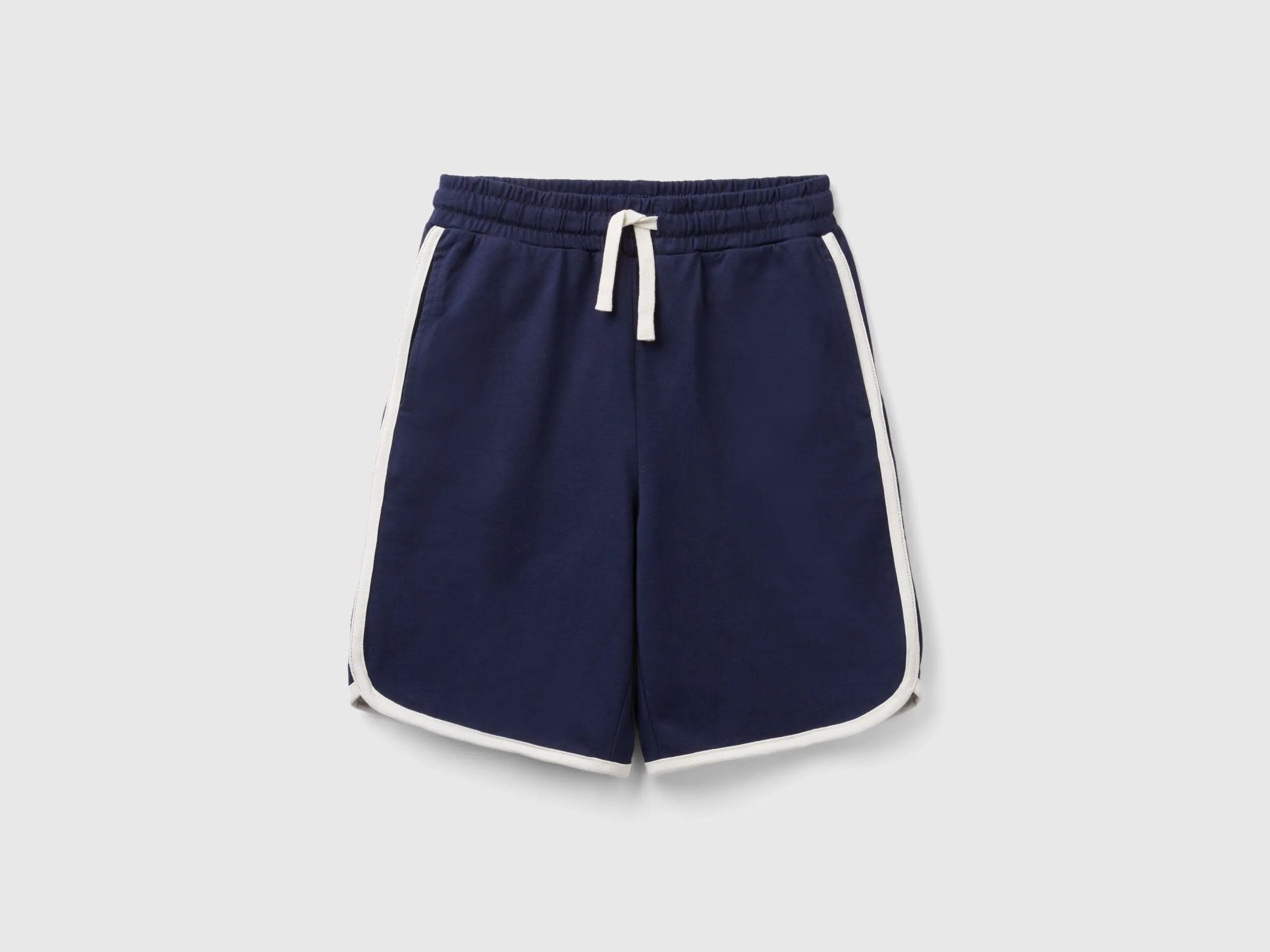 Bermudas de estilo baloncesto con cordón