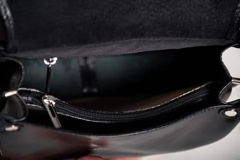 Bolso de cuero natural Nova, negro