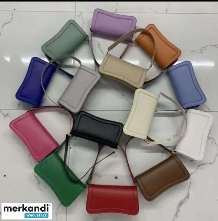 Bolsos de mujer de primera calidad con variedad de opciones de color y diseños.