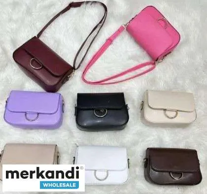 Bolsos de mujer DMY al por mayor con varias variantes de color y modelo.