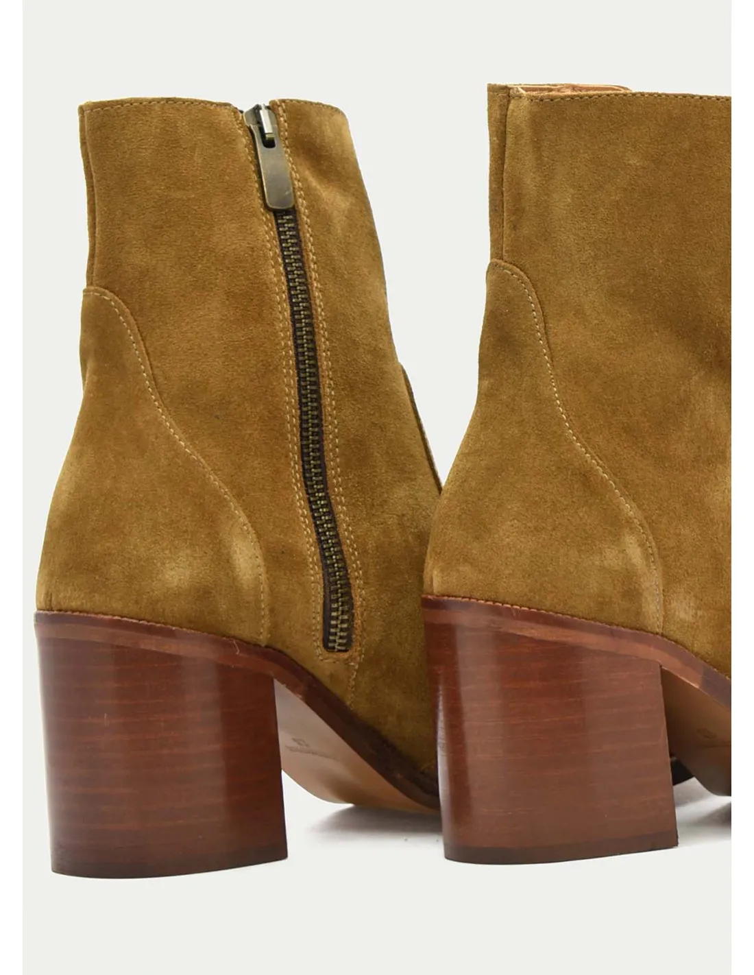 BOTAS Y BOTINES BENSON 82916 TAUPE 