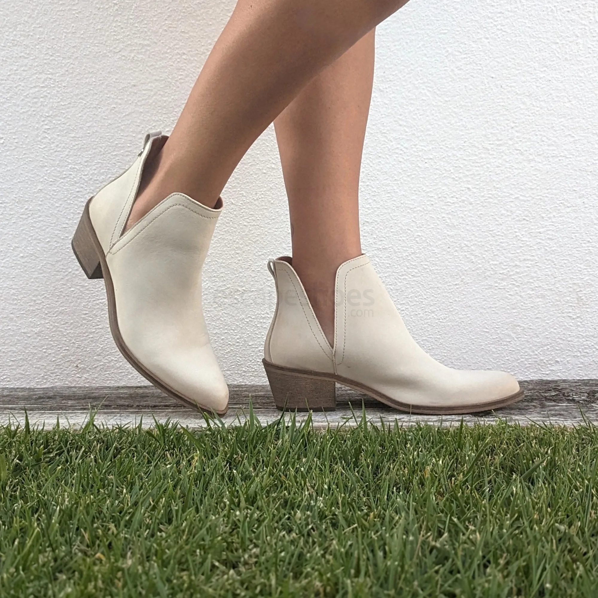 BOTINS RUIKA NOBUCK BEGE 35/4961N