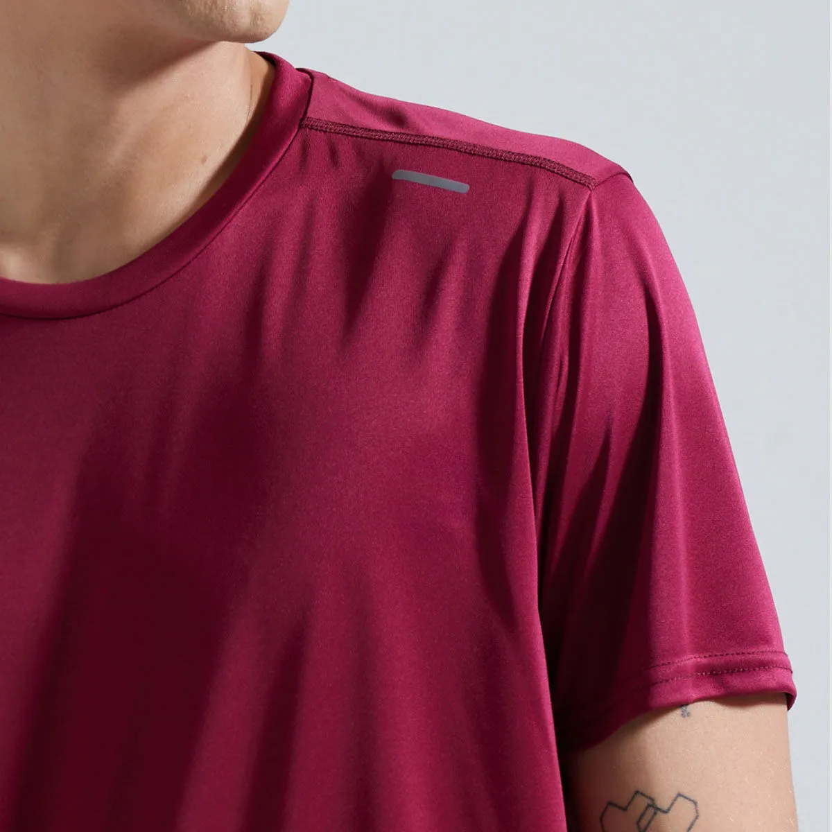 Camiseta Deportiva Manga Corta