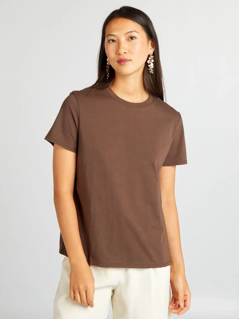 CAMISETA LISA DE PUNTO  MARRON