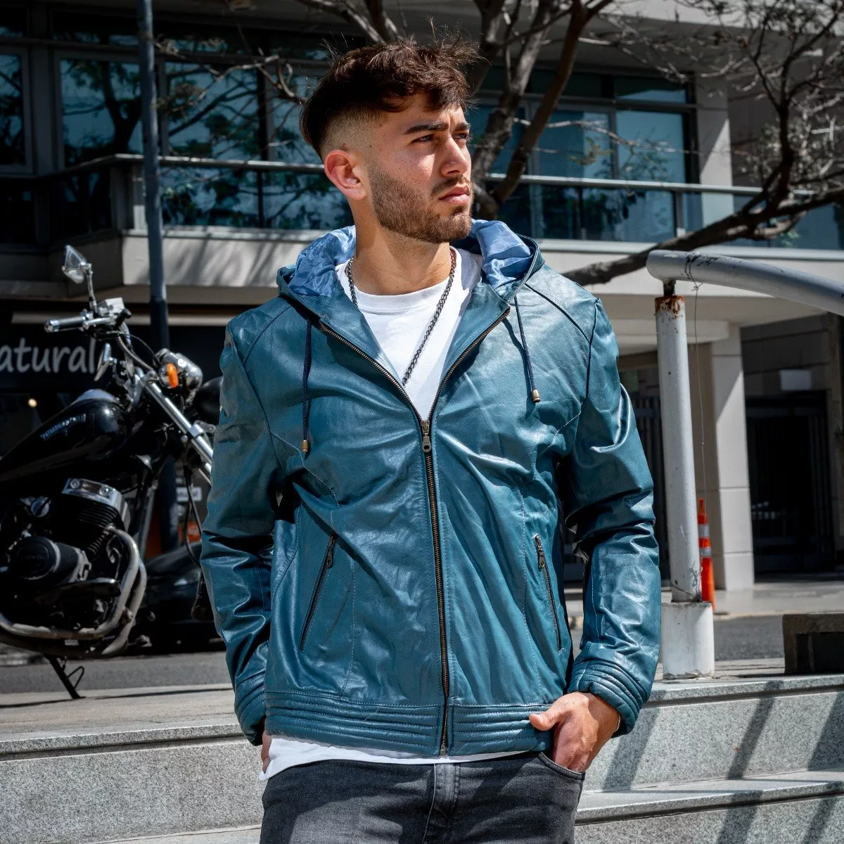 CAMPERA DE CUERO VACUNO 100% LEGITIMO DE HOMBRE  ART: 06