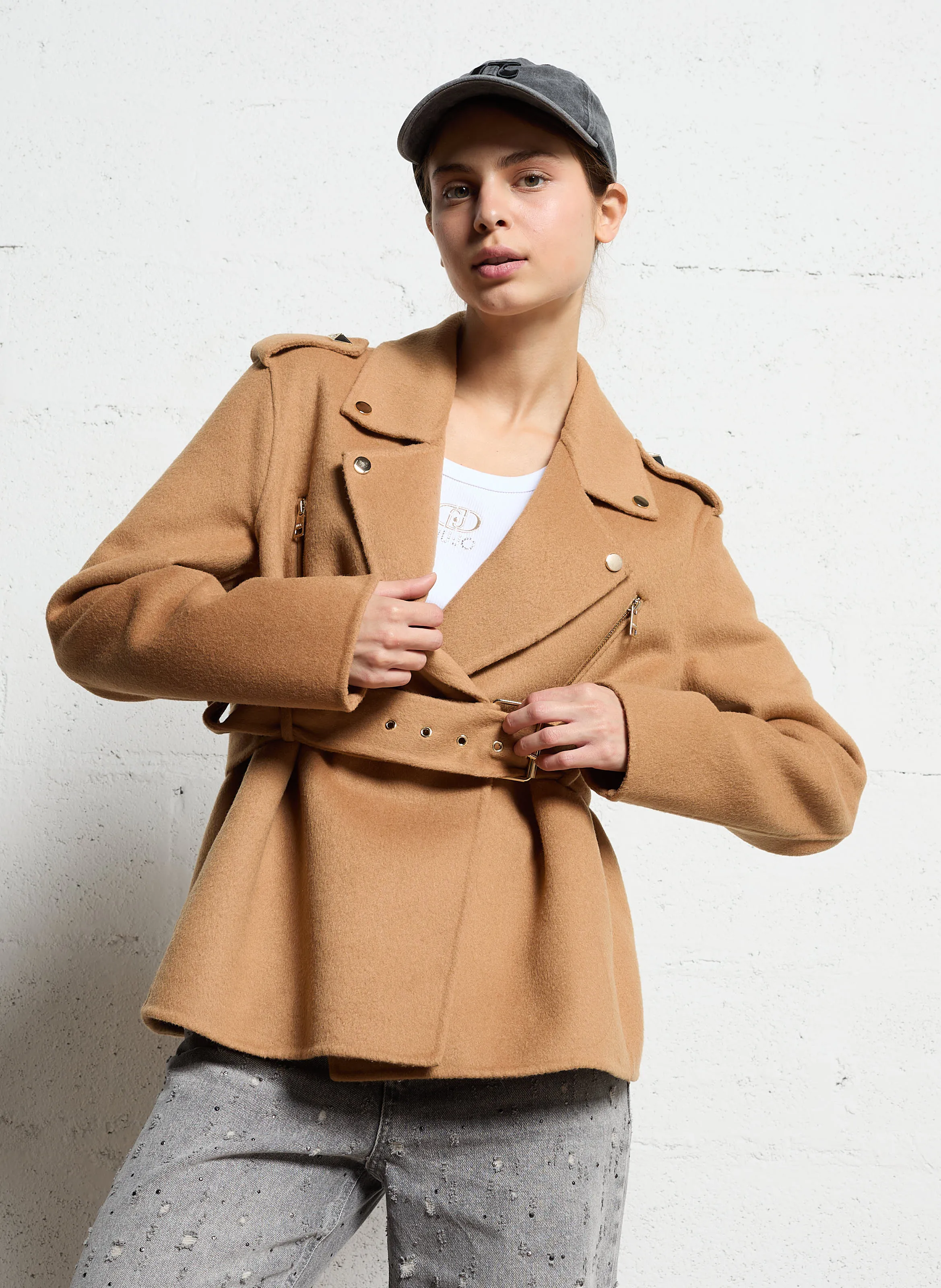 Chaqueta motera en caqui