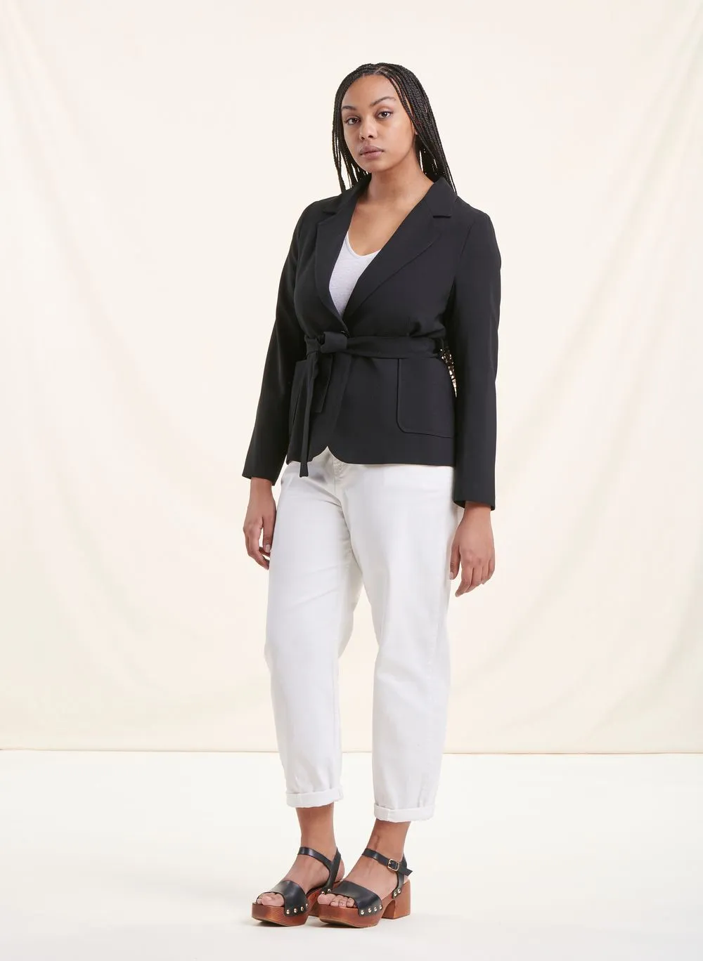 Chaqueta sastre recta en negro