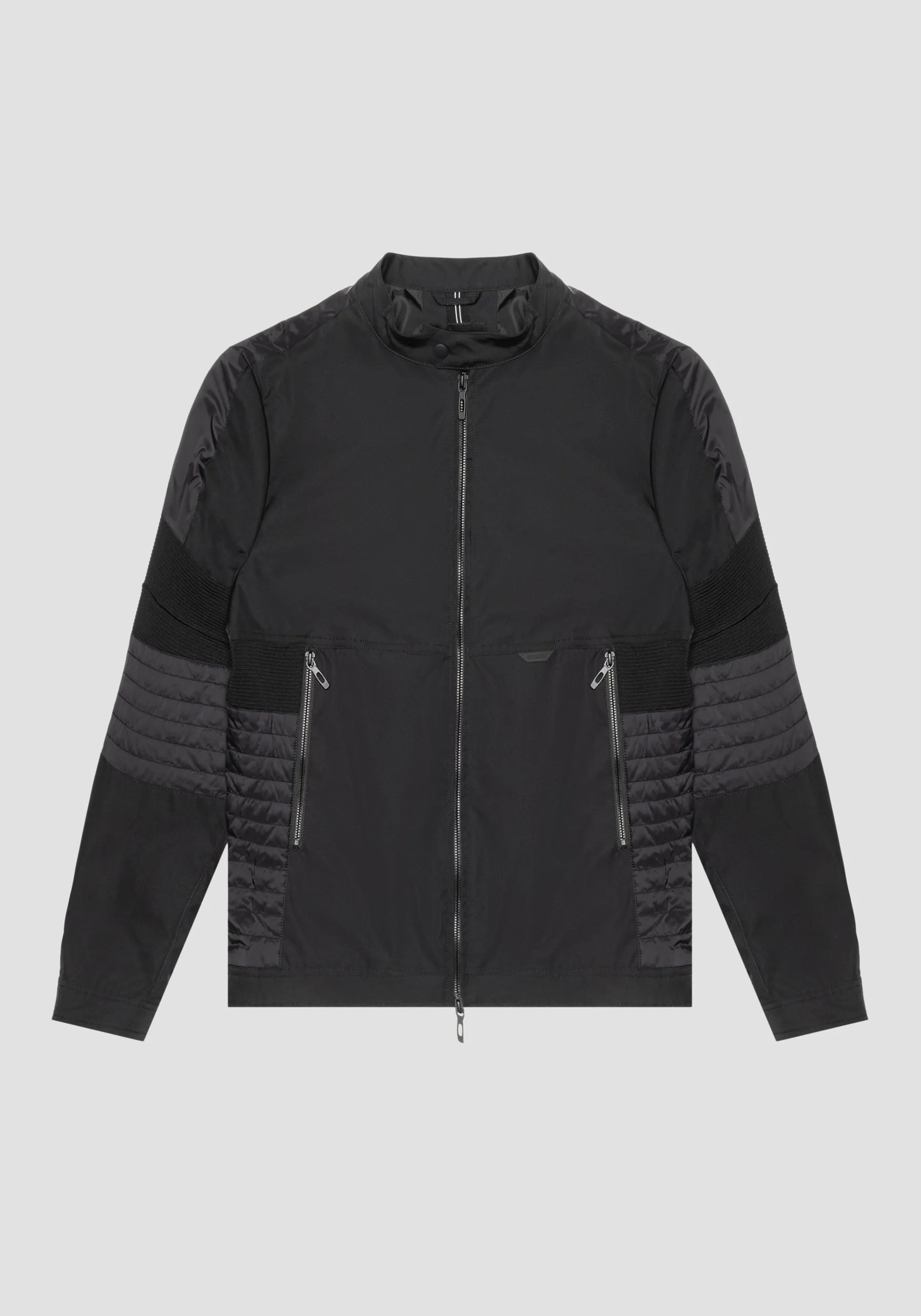 CHAQUETA SLIM FIT CON LIGERO RELLENO ECOSOSTENIBLE