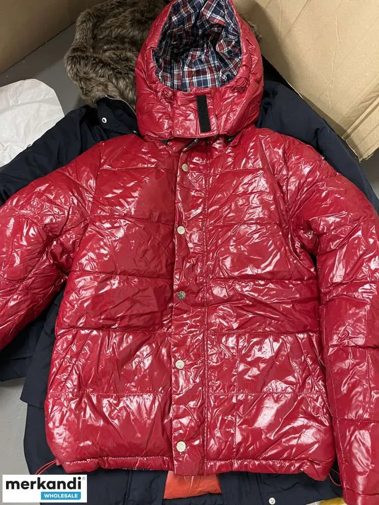 Chaquetas de primera calidad, abrigos, s.Oliver, Burton, Vero Moda y otras mezclas de hombres para mujeres