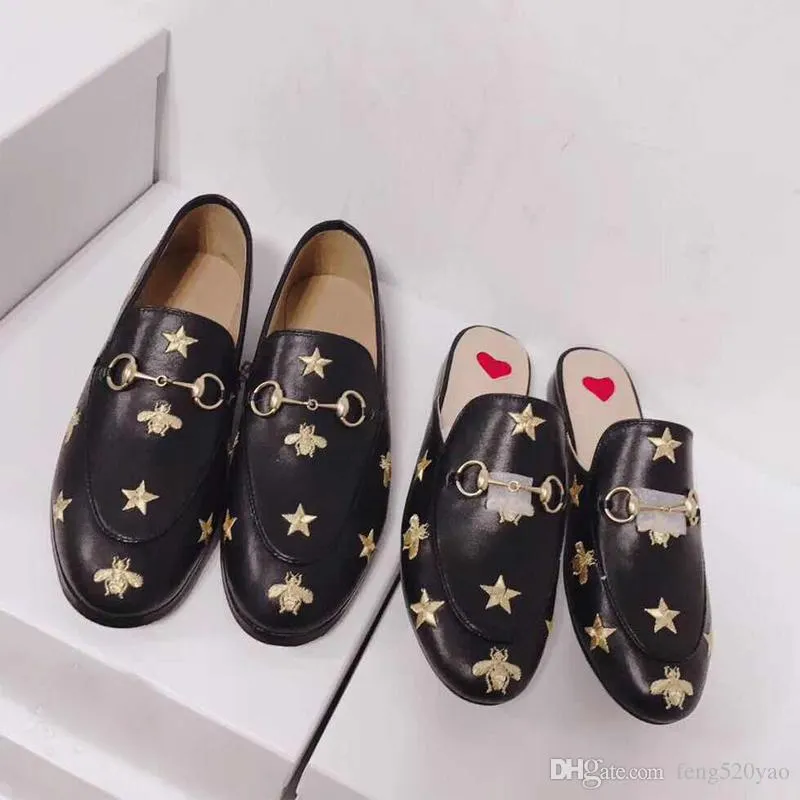Classic Women Flat Designer Dress Zapatos 100% Caca Metal Buckle Lady Zapatos de cuero Mulas casuales Mulas Princetown Men pisón