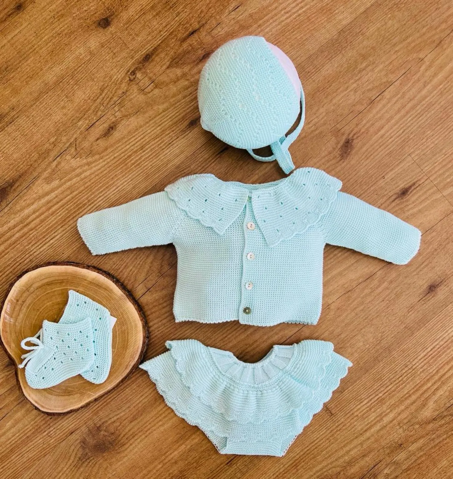 Conjunto en punto de verano. Varios colores