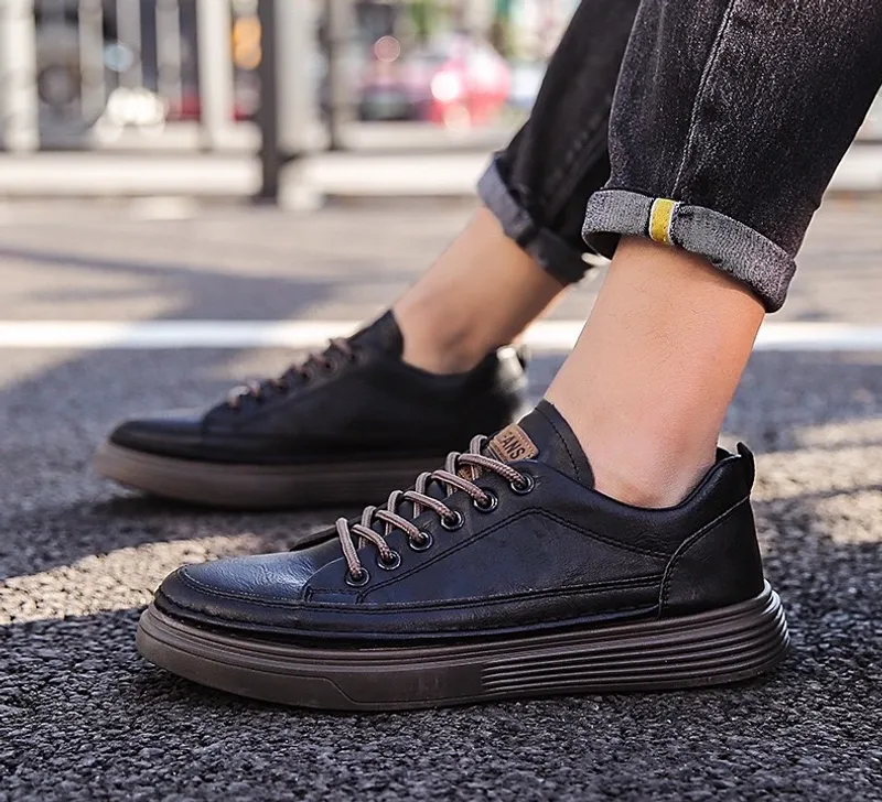 Hombres zapatos de cuero de zapatillas de lujo negros de lujo al aire libre