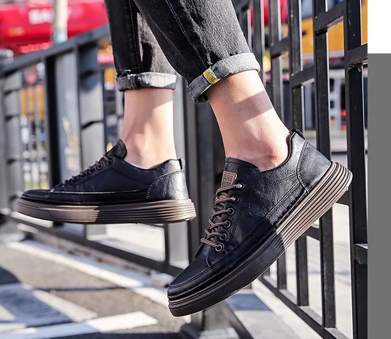 Hombres zapatos de cuero de zapatillas de lujo negros de lujo al aire libre