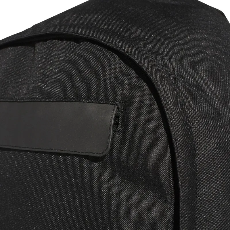 La Juventus mochila negra 2018/19 Adidas