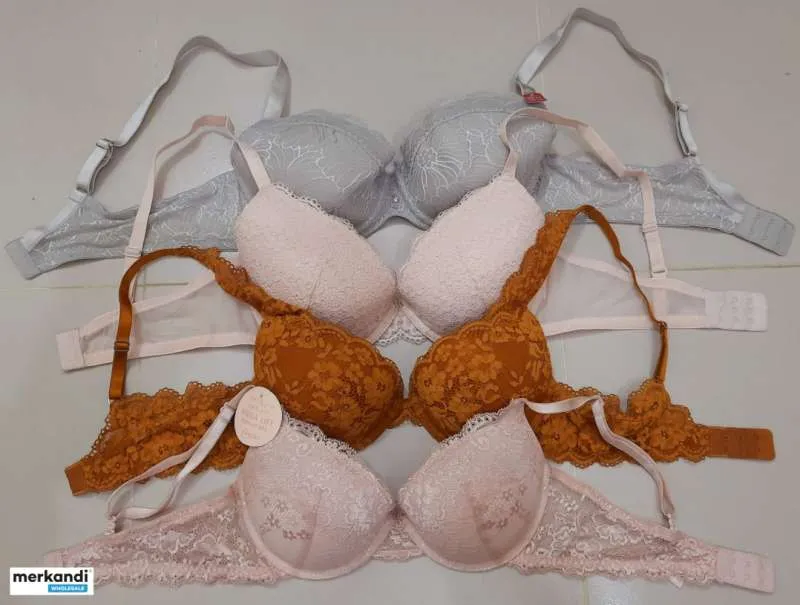 LADIES PADDED FOAM BRA OFERTAS DE STOCK 70,000 UNIDADES  VENTA AL POR MAYOR DE ROPA INTERIOR