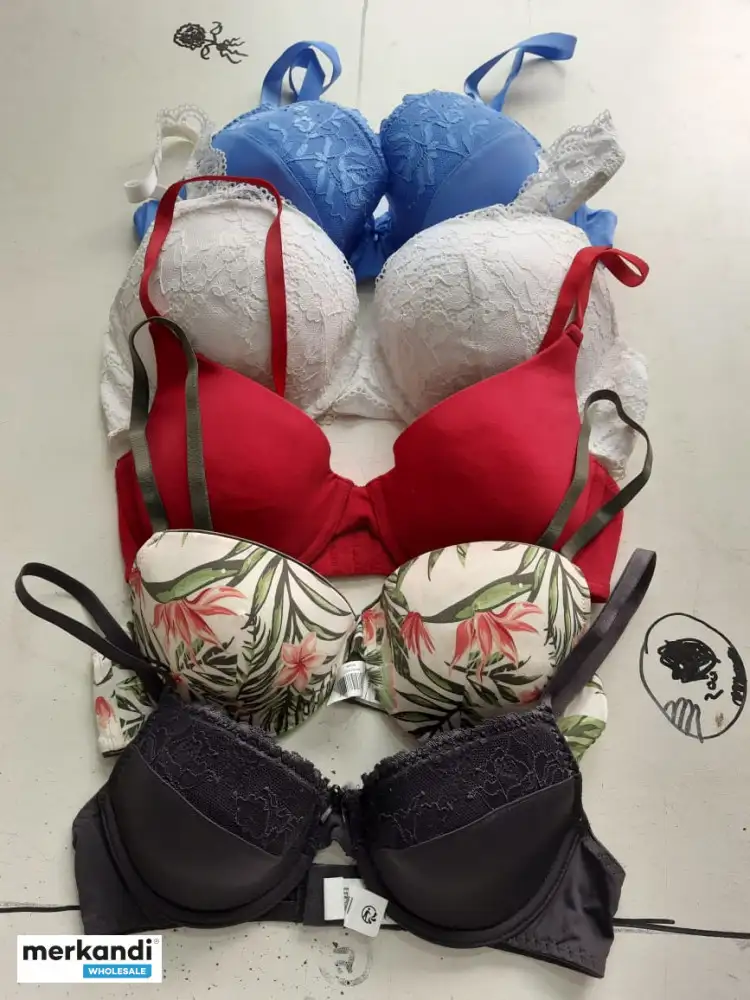 LADIES PADDED FOAM BRA OFERTAS DE STOCK 70,000 UNIDADES  VENTA AL POR MAYOR DE ROPA INTERIOR
