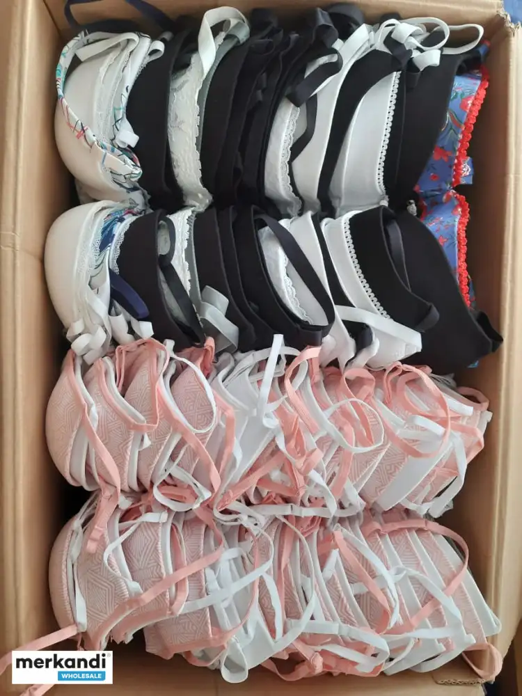 LADIES PADDED FOAM BRA OFERTAS DE STOCK 70,000 UNIDADES  VENTA AL POR MAYOR DE ROPA INTERIOR