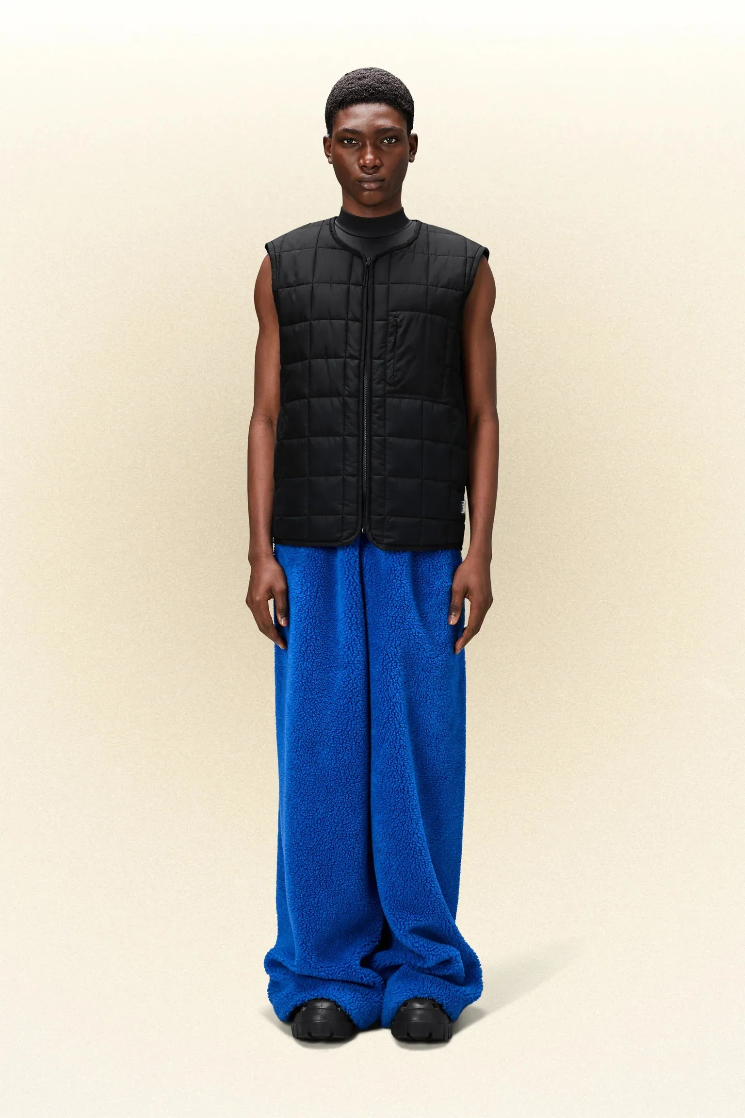 LINER VEST BLACK