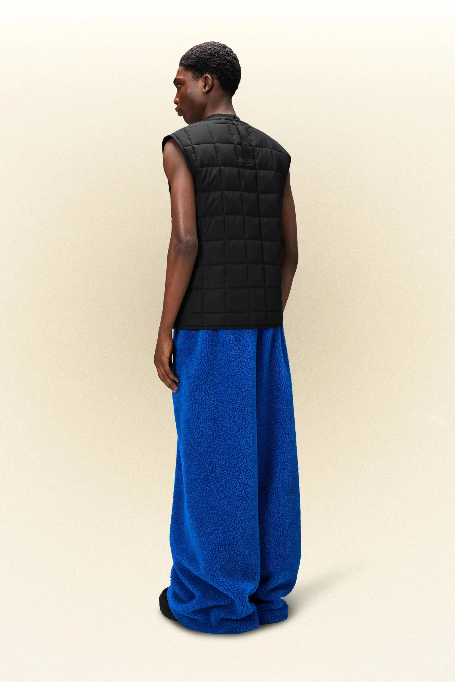 LINER VEST BLACK