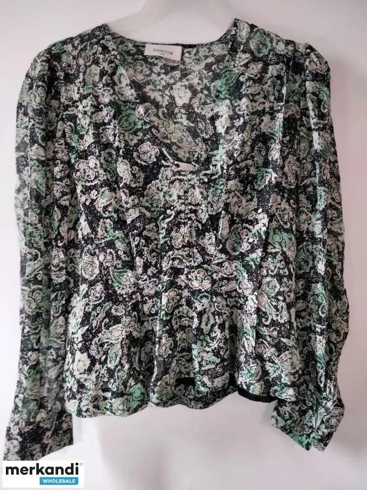 LOTE 162 DE ROPA, ACCESORIOS Y CALZADO DE MUJER, TEMPORADA OTOñOINVIERNO