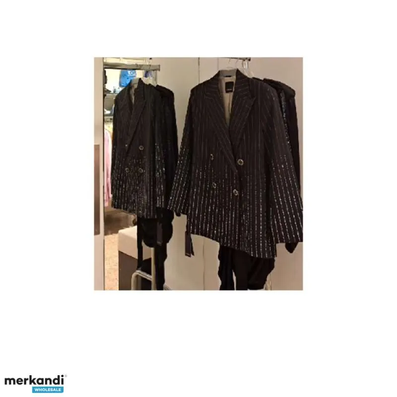 LOTE 164 DE ROPA, BOLSOS Y CALZADO DE MUJER, TEMPORADA OTOñOINVIERNO