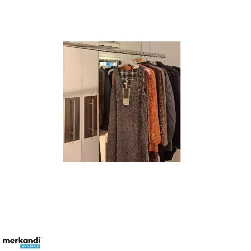 LOTE 164 DE ROPA, BOLSOS Y CALZADO DE MUJER, TEMPORADA OTOñOINVIERNO