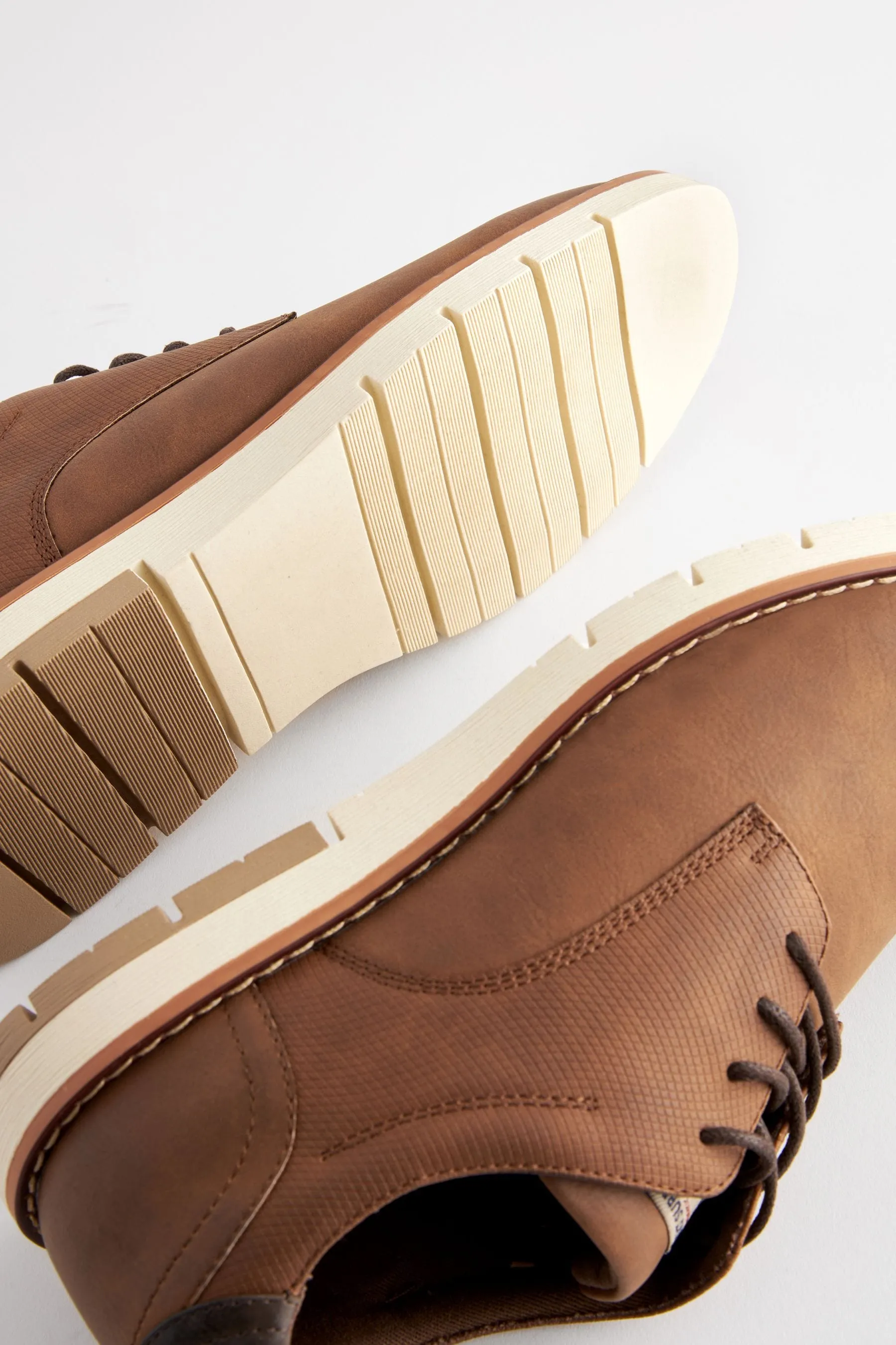 MARRóN TOSTADO  ZAPATOS DEPORTIVOS CON CUñA