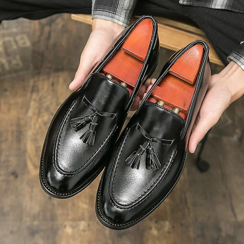 Mocasines casuales para hombres clásicos Zapatos de conducción Mocasín Moda masculina Cómodo otoño Zapatos de cuero Hombres Lazy