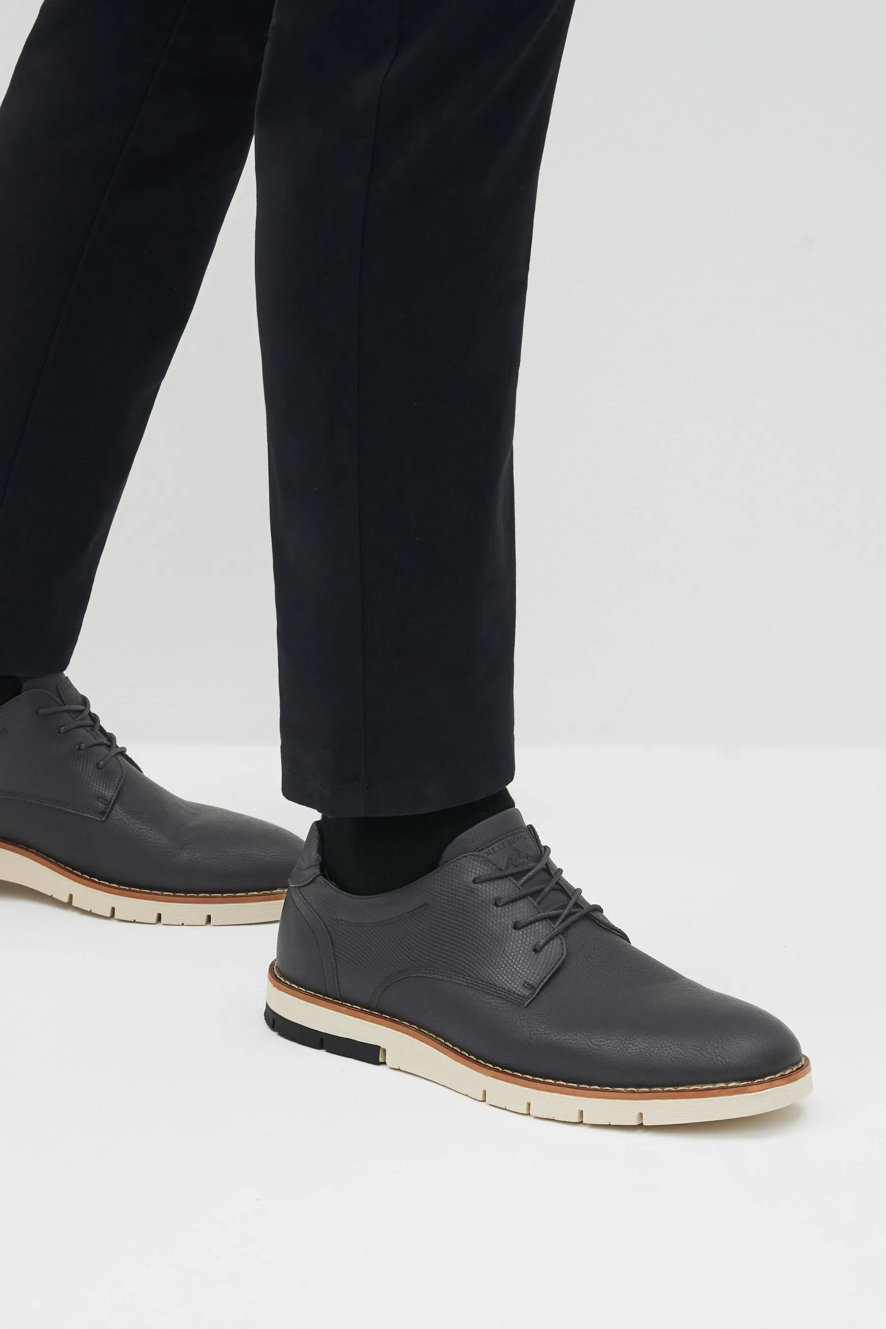 NEGRO  ZAPATOS DEPORTIVOS CON CUñA