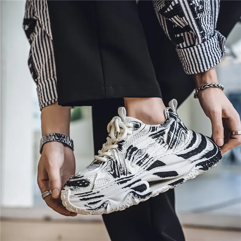Nuevos zapatos de diseñador de envío gratis para hombres de zapatillas para hombres al aire libre zapatos deportivos zapatos par