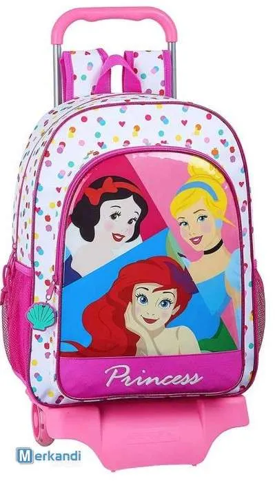 OFERTA DE MOCHILAS ESCOLARES DE REGRESO A CLASES  10000 PIEZAS  VARIAS LICENCIAS  VARIOS TAMAñOS