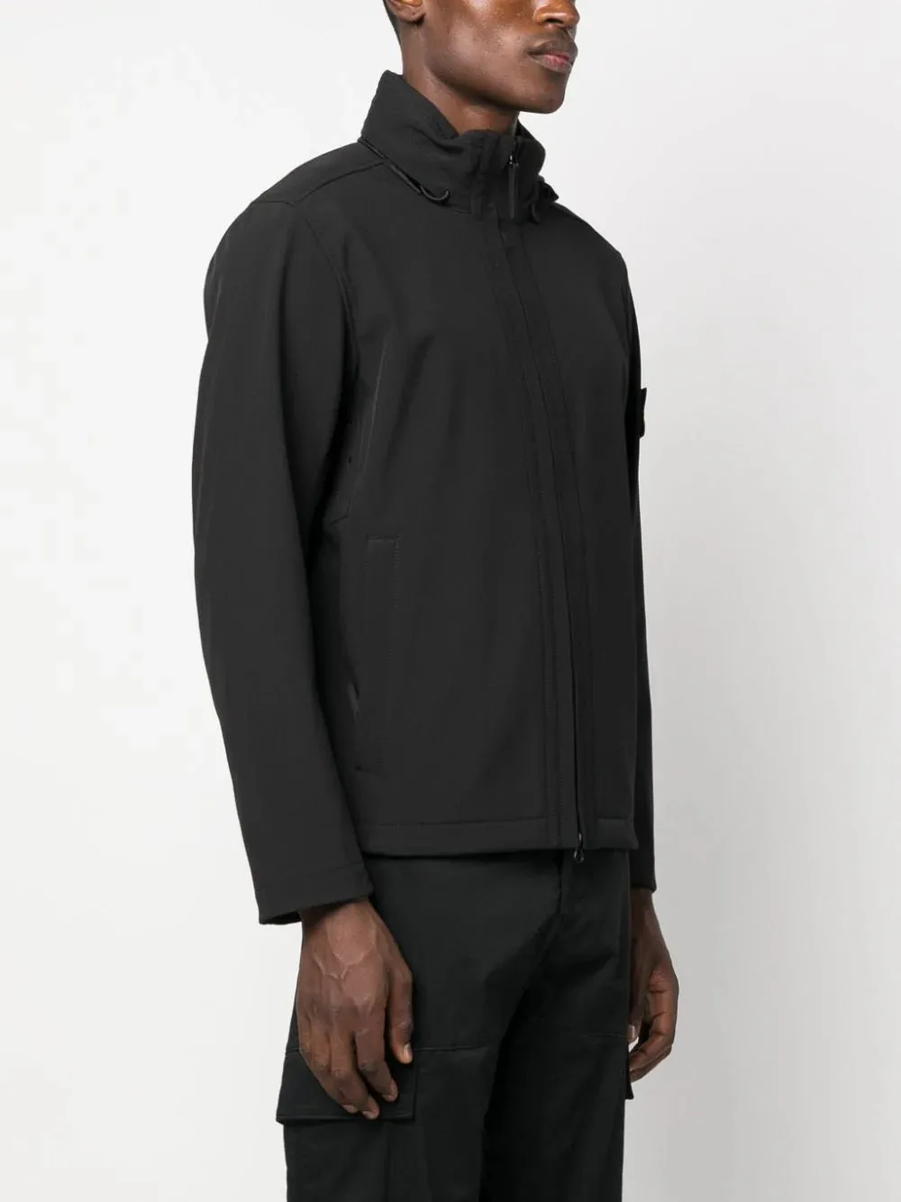 Q0222 SOFT SHELLR_E.DYE TECHNOLOGY IN RECYCLED POLYESTER BLACK