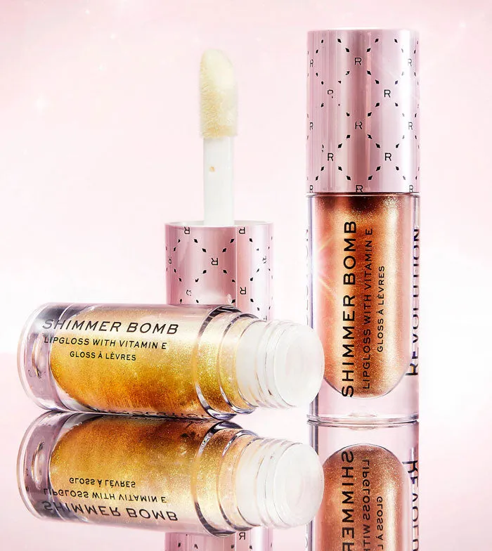 REVOLUTION  *SOFT GLAMOUR*  BRILLO DE LABIOS SHIMMER BOMB  LIGHT CATCHER