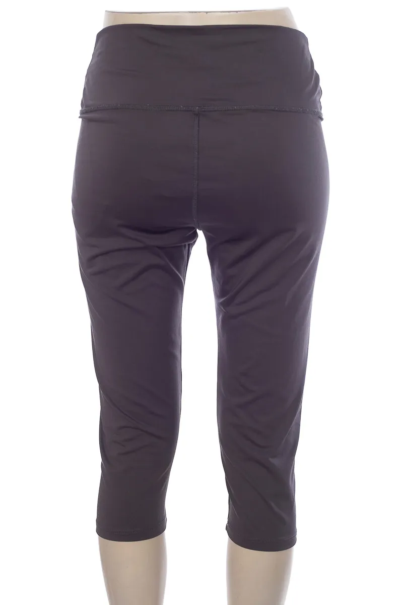 ROPA DEPORTIVA / SALIDA DE BAñO COLOR GRIS  BRONZINI