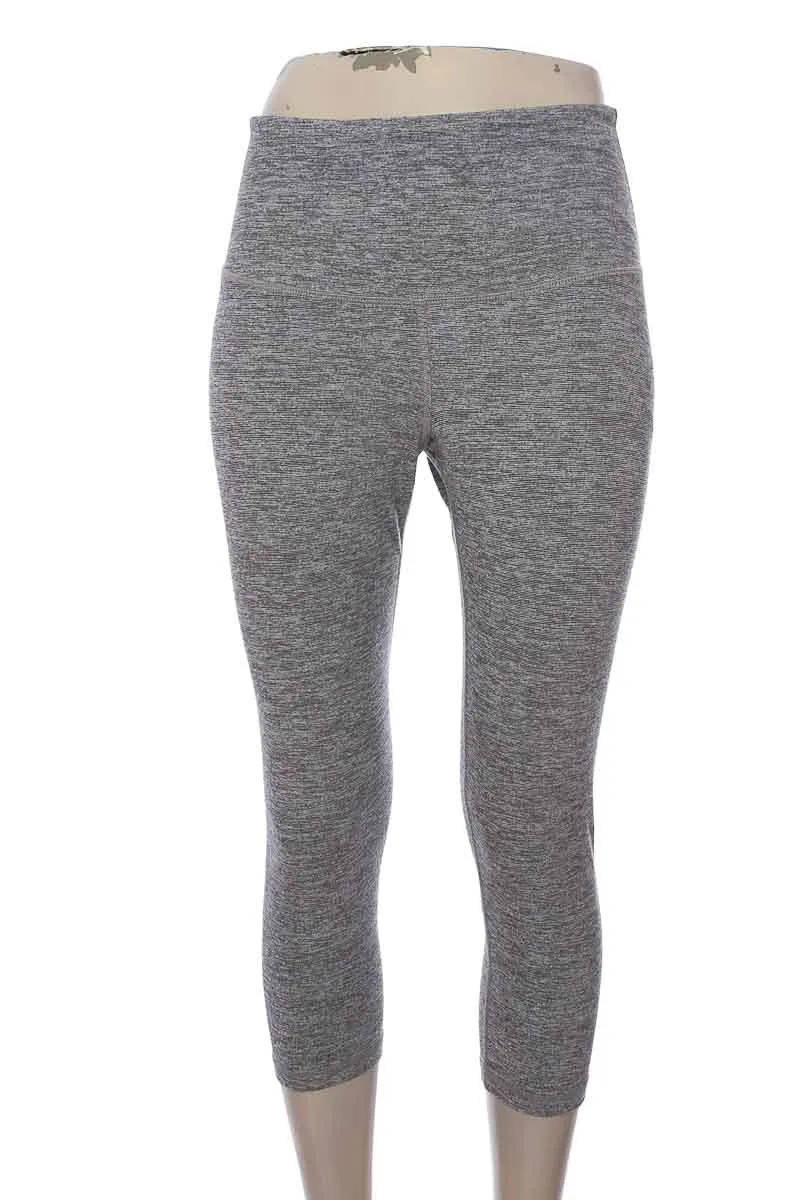 ROPA DEPORTIVA / SALIDA DE BAñO COLOR GRIS  OLD NAVY