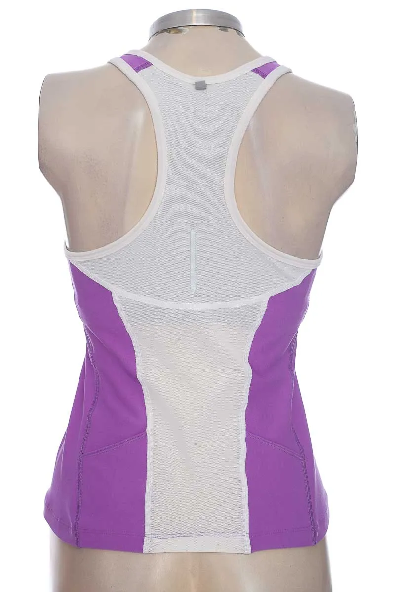 ROPA DEPORTIVA / SALIDA DE BAñO COLOR MORADO  NIKE