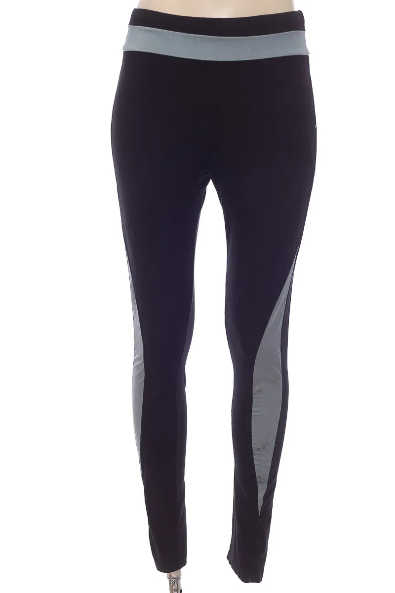 ROPA DEPORTIVA / SALIDA DE BAñO COLOR NEGRO  ANKARA FASHION