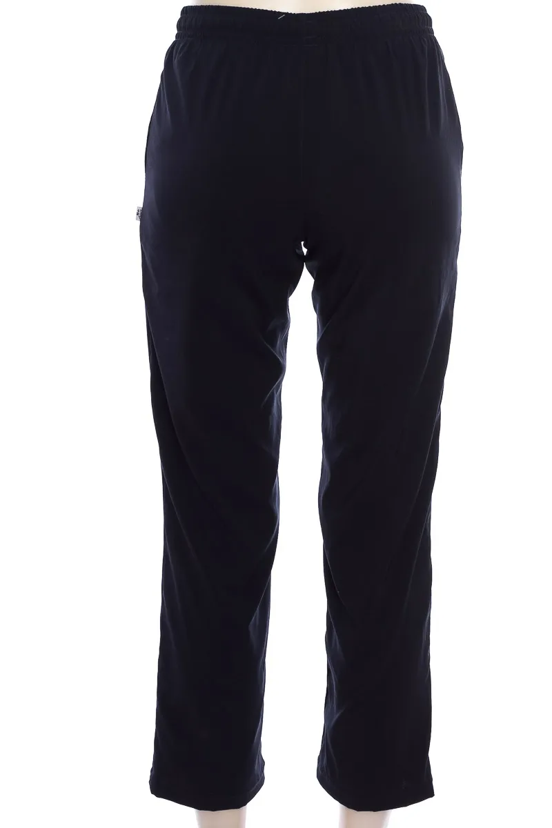 ROPA DEPORTIVA / SALIDA DE BAñO COLOR NEGRO  BE ACTIVE
