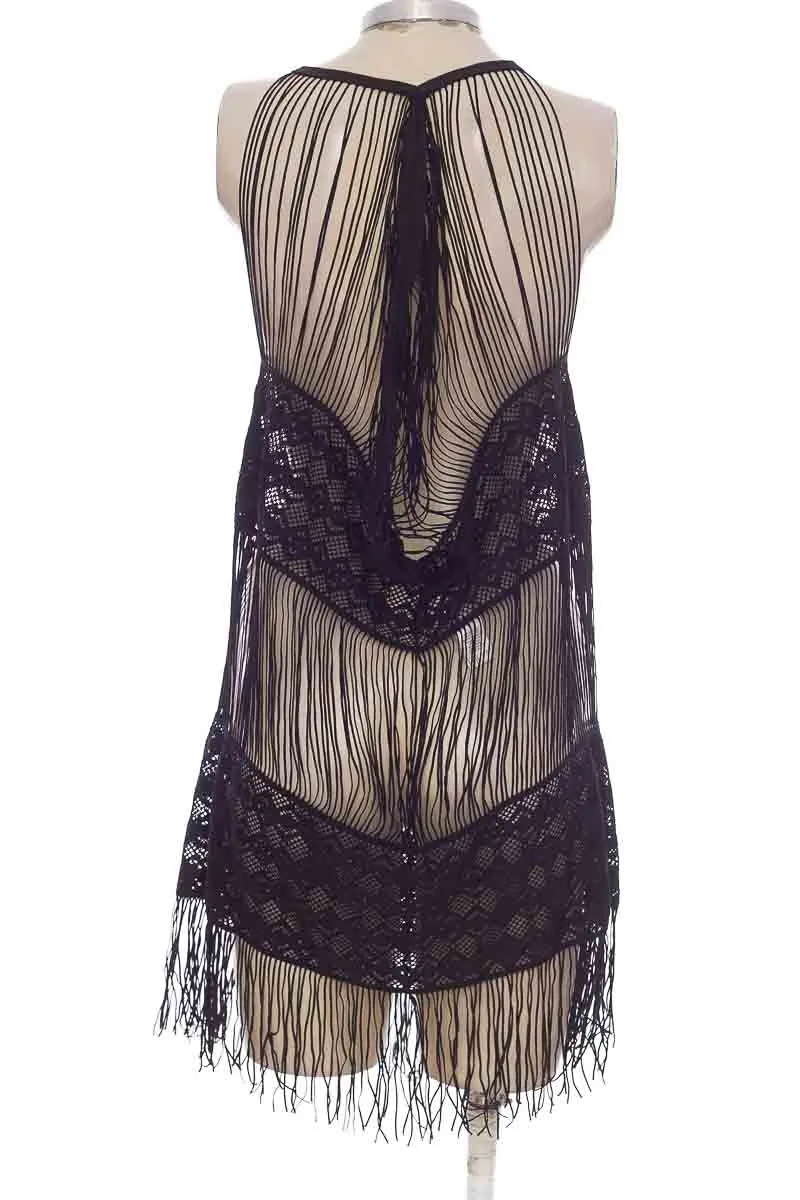 ROPA DEPORTIVA / SALIDA DE BAñO COLOR NEGRO  GAROTAS