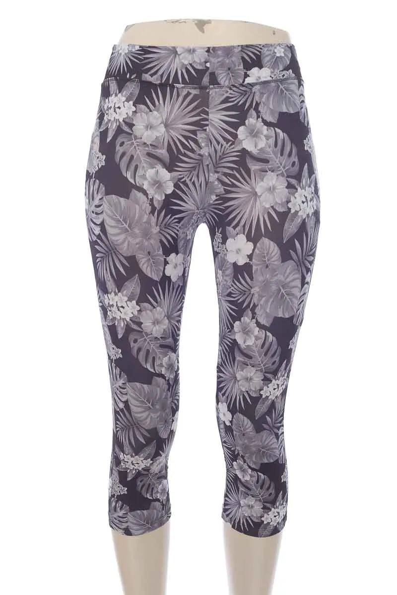 ROPA DEPORTIVA / SALIDA DE BAñO COLOR NEGRO  GEF