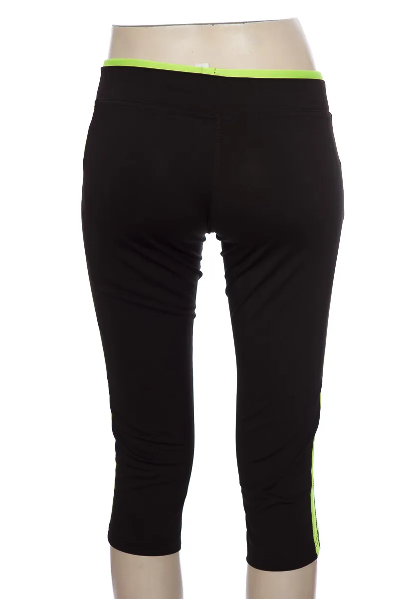 ROPA DEPORTIVA / SALIDA DE BAñO COLOR NEGRO  KINETIC