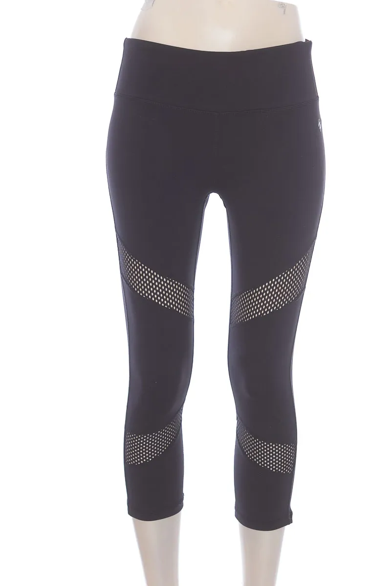 ROPA DEPORTIVA / SALIDA DE BAñO COLOR NEGRO  NICOLE BY NICOLE MILLER