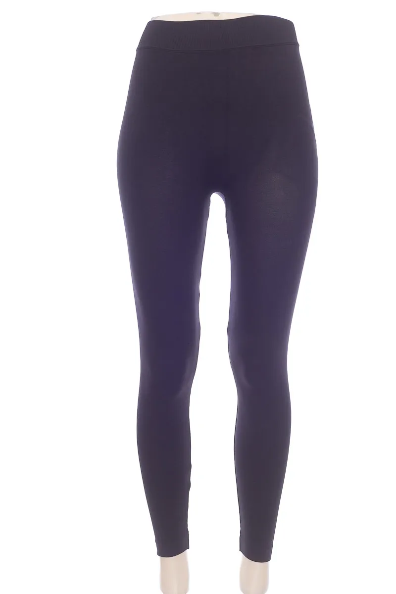 ROPA DEPORTIVA / SALIDA DE BAñO COLOR NEGRO  TALL