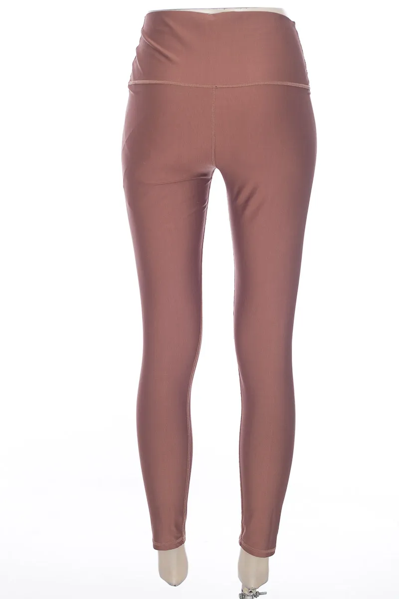 ROPA DEPORTIVA / SALIDA DE BAñO COLOR ROSADO  TAIKI