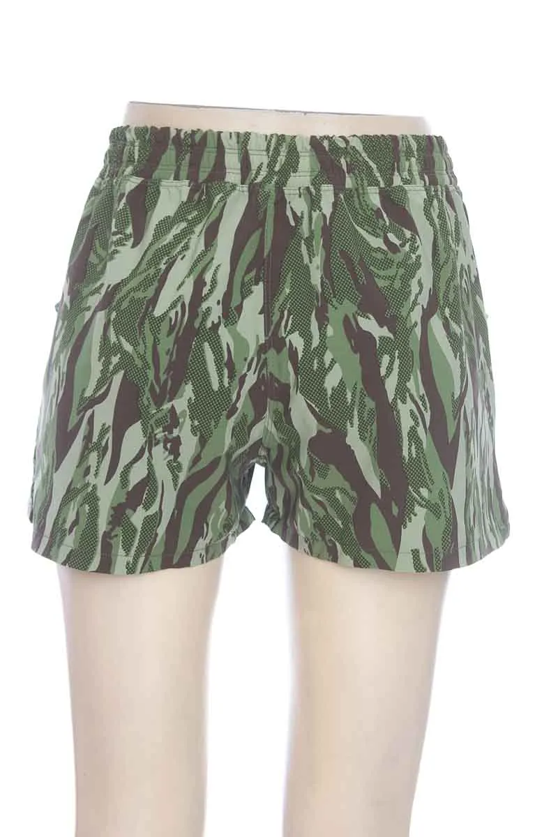 ROPA DEPORTIVA / SALIDA DE BAñO COLOR VERDE  AMR
