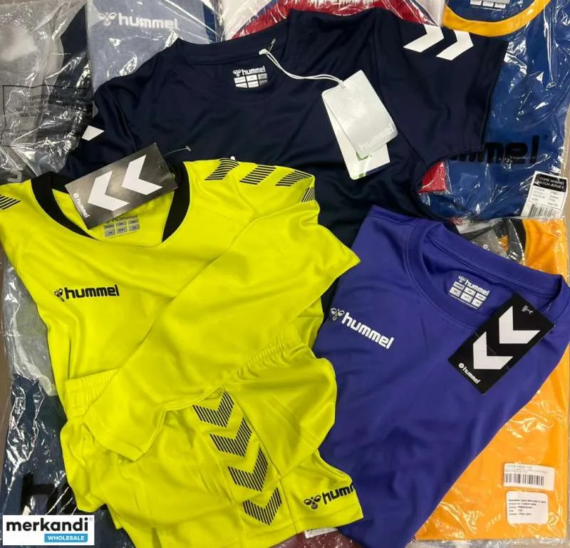 ROPA DEPORTIVA DE FúTBOL PARA HOMBRE Y NIñO HUMMEL  NUEVO