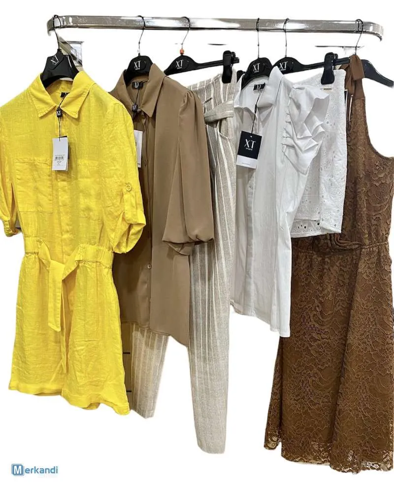 Stock de ropa de mujer de XT STUDIO S/S